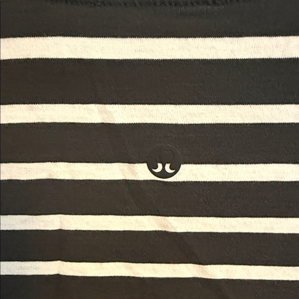 Lululemon Cate’s tshirt Black and White Striped - Picture 3 of 6